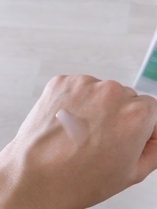 리더스코스메틱 리더스 카밍 바이오틱스 에센스 워터 — 5점을 준 리뷰어가 2021년 3월 올린 사용 사진