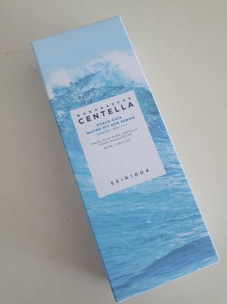 [스킨1004] 마다가스카르 센텔라 히알루-시카 워터핏 선세럼 50ml — 5점을 준 리뷰어가 2024년 5월 올린 사용 사진