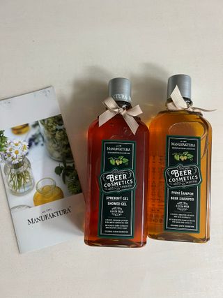 체코 비건화장품 마뉴팍투라 향좋은 천연 맥주샴푸 맥주샤워젤 — 4.5점을 준 리뷰어가 2022년 5월 올린 사용 사진