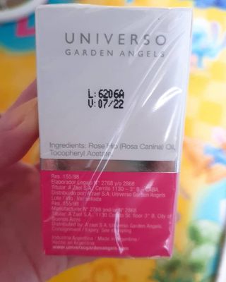 유니베르소 로즈힙 오일 15ml — 5점을 준 리뷰어가 2021년 6월 올린 사용 사진