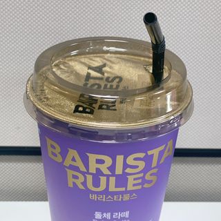 바리스타룰스 돌체 라떼 — 4점을 준 리뷰어가 2023년 4월 올린 사용 사진