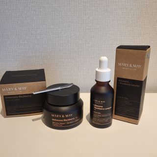마리엔메이  이데베논 블랙베리 보습 크림 + 세럼 — 5점을 준 리뷰어가 2021년 10월 올린 사용 사진
