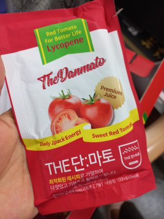 제이제이바이오 더단마토 프리미엄주스 100ml 30팩입 - 무설탕 스테비아 토마토즙 — 5점을 준 리뷰어가 2021년 12월 올린 사용 사진