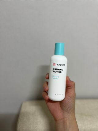 리더스코스메틱 리더스 카밍 바이오틱스 에센스 워터 — 5점을 준 리뷰어가 2022년 5월 올린 사용 사진