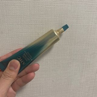 [NEW 탄력유턴 아이크림] AHC 유스 래스팅 리얼 아이크림 포 페이스 — 5점을 준 리뷰어가 2021년 3월 올린 사용 사진
