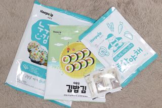 해풀잎 누구나 김밥*1ea [(혼합야채 35g *1ea,  김밥김 (5g, 5ea),  양념간장 (6g, 5ea), 참기름(5g, 2ea)] — 4.5점을 준 리뷰어가 2022년 10월 올린 사용 사진