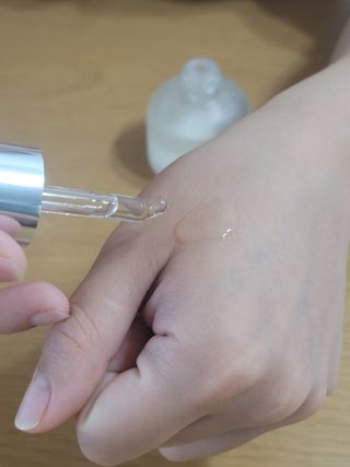브에노 파리퀸 윌 페이스 오일 — 5점을 준 리뷰어가 2021년 6월 올린 사용 사진