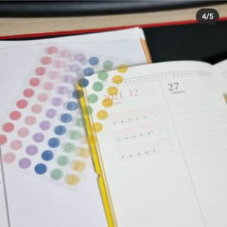리훈 2022년 이야기 다이어리 그란데 1년형 — 5점을 준 리뷰어가 2021년 11월 올린 사용 사진