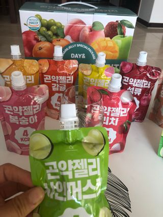 참앤들황토농원 10가지 맛, 입맛대로 스페셜하게~ 가볍게 한 포 땡! 곤약젤리 스페셜 패키지 130ml x 30포 — 5점을 준 리뷰어가 2022년 12월 올린 사용 사진