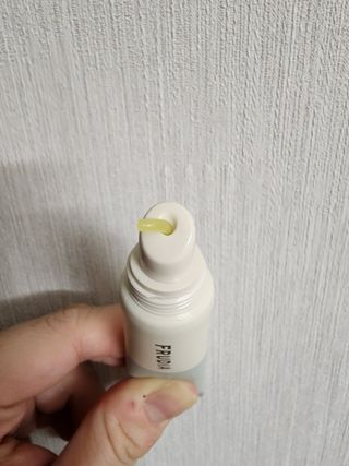 [후르디아] 올리브영 착한보습 비건 립버터 2종 — 5점을 준 리뷰어가 2023년 1월 올린 사용 사진
