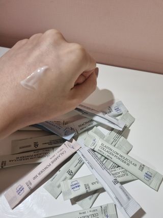 [유니자르] COSDIY  샘플 키트 + 엘라스틴 저분자 콜라겐 파우더 — 5점을 준 리뷰어가 2021년 11월 올린 사용 사진
