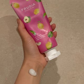 [후르디아] 과즙 뿜뿜_모과 바디워시+바디에센스 세트 — 4점을 준 리뷰어가 2021년 2월 올린 사용 사진
