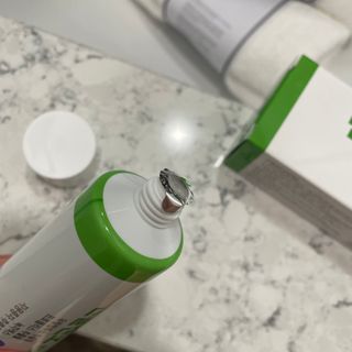 프리마인 유해균 뿐만 아니라 유익균까지 씻어내는 치약은 그만, 건강한 구강환경을 만드는 덴탈엔오 — 5점을 준 리뷰어가 2022년 4월 올린 사용 사진