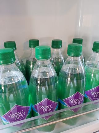 몽베스트 Montbest with Sparkling water Plain 20병 — 5점을 준 리뷰어가 2021년 10월 올린 사용 사진