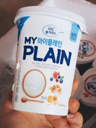 떠먹는불가리스 마이플레인 요거트 435g 6개입 — 3점을 준 리뷰어가 2021년 2월 올린 사용 사진