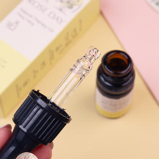 라라로즈데이 시즌2 천연 아로마오일 Y존 케어 속옷향수 이너퍼퓸 5ml  여성의 자존감을 UP시키자 — 5점을 준 리뷰어가 2021년 8월 올린 사용 사진