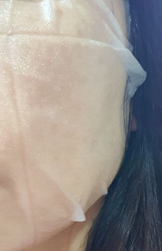 Dr.느루벗 느루벗 EGF FGF 스킨 리커버리 마스크 10장 — 5점을 준 리뷰어가 2021년 3월 올린 사용 사진