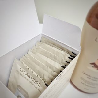 라라앤모어 유아 액체세제+세탁기클리너 — 5점을 준 리뷰어가 2022년 2월 올린 사용 사진