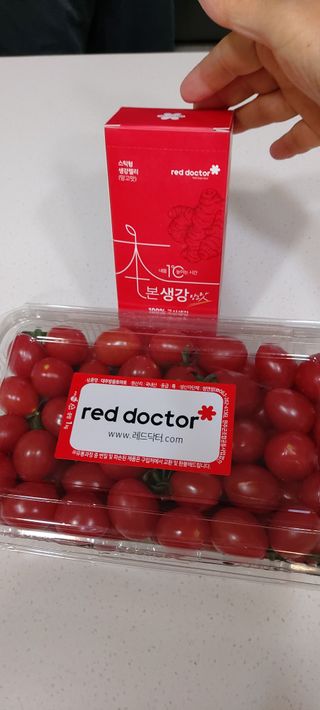 레드닥터 대추방울토마토 + 본생강 망고맛 스틱형 젤리 — 4점을 준 리뷰어가 2022년 12월 올린 사용 사진