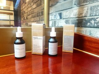마리엔메이 히알루로닉스 세럼 ,나이아신아마이드 모과 세럼, 마린콜라겐 세럼, 청귤 흰목이버섯 추출물 세럼 — 5점을 준 리뷰어가 2021년 10월 올린 사용 사진