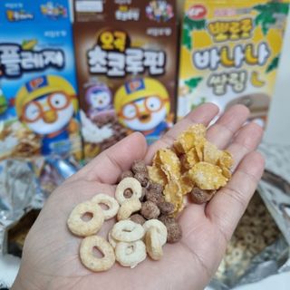 씨알푸드 뽀로로 시리얼 3종 — 5점을 준 리뷰어가 2022년 2월 올린 사용 사진