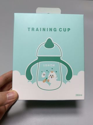 유비맘 트라이탄 코니빨대컵_컬러 랜덤 발송 — 5점을 준 리뷰어가 2021년 1월 올린 사용 사진