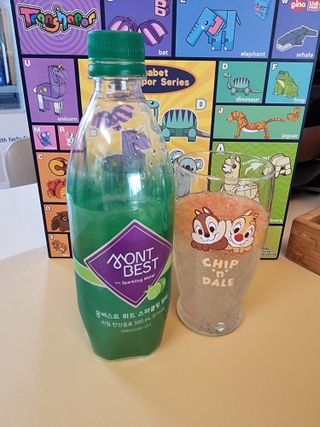 몽베스트 Montbest with Sparkling water Lime20병 — 5점을 준 리뷰어가 2021년 10월 올린 사용 사진
