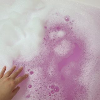 버블데이 배쓰밤 거품입욕제 버블바 6종 — 5점을 준 리뷰어가 2021년 8월 올린 사용 사진