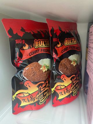 불타 지옥불카레 불지옥맛 180g x 3봉 — 3점을 준 리뷰어가 2021년 6월 올린 사용 사진