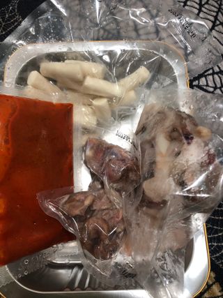 화끈한녀석들 새오똥400g 새우,오징어,똥집 볶음요리 소스,밀떡, 참기름 포함 — 5점을 준 리뷰어가 2022년 12월 올린 사용 사진