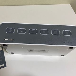 브랜드K 플래그십스토어 [브랜드K X 에이블루]박스탭 전선정리 인테리어 멀티탭 — 5점을 준 리뷰어가 2022년 1월 올린 사용 사진