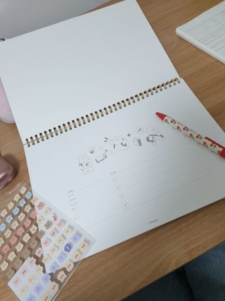 리훈 곰부 체크리스트+ 곰부 리무버블스티커 1장 — 5점을 준 리뷰어가 2021년 5월 올린 사용 사진