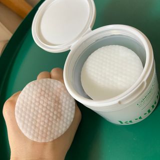 키노닉스 양배추 카밍 진정 토너패드 — 5점을 준 리뷰어가 2021년 8월 올린 사용 사진
