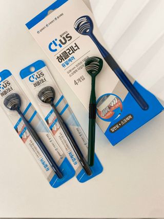 크리오 클리어스 혀백태제거 구취관리 혀클리너 — 3.5점을 준 리뷰어가 2021년 3월 올린 사용 사진
