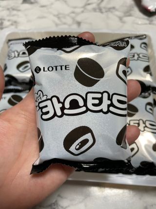 롯데제과 까망카스타드 더블초코 — 5점을 준 리뷰어가 2021년 5월 올린 사용 사진