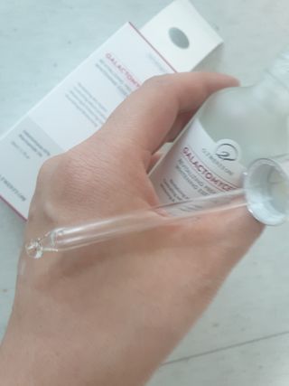 오투에니원 갈락토미세스 리바이탈라이징 프리미엄 화이트닝 에센스 50ml — 5점을 준 리뷰어가 2022년 12월 올린 사용 사진