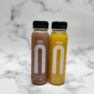 BLENDY'S 핑크 스무디+블론디 스무디 — 5점을 준 리뷰어가 2021년 12월 올린 사용 사진
