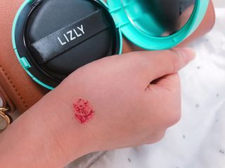 리즐리 씨슬릭 톤업 쿨링 쿠션 15g — 5점을 준 리뷰어가 2021년 7월 올린 사용 사진