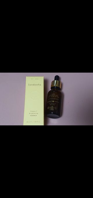 스킨큐어 산다화 비타민c 화이트닝 에센스 30ml — 5점을 준 리뷰어가 2023년 10월 올린 사용 사진