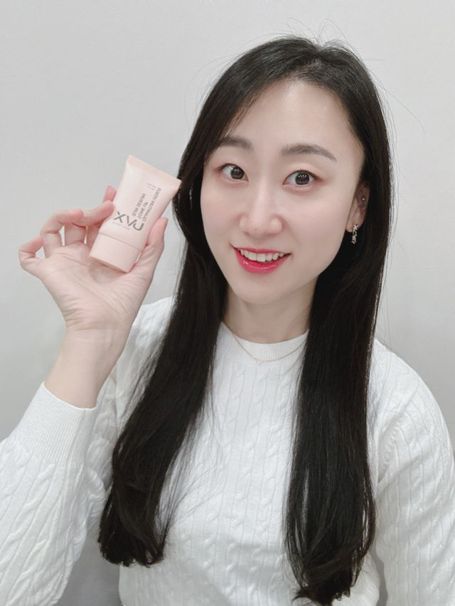 UVX 퀀텀 비너스 맑은 톤업 선세럼 리뷰 사진