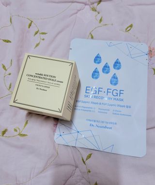 Dr.느루벗 느루벗 링클 솔루션 콘센트레이트 스네일 탄력 달팽이 크림 80g — 5점을 준 리뷰어가 2021년 5월 올린 사용 사진