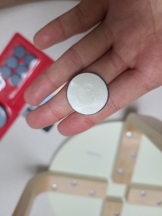 3M 스카치 가구이동슬라이더 소음방지패드 2종 — 5점을 준 리뷰어가 2023년 5월 올린 사용 사진