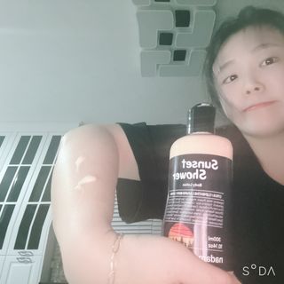 (주)나담코스 [나담코스] 기분좋은 향기 , 퍼퓸 바디로션 — 4점을 준 리뷰어가 2023년 3월 올린 사용 사진