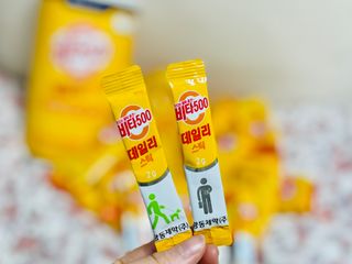 광동생활건강 [광동] 제니비타민C 비타500데일리스틱 180포+제니등신대+제니스티커 — 5점을 준 리뷰어가 2021년 12월 올린 사용 사진