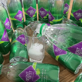 몽베스트 Montbest with Sparkling water Lime20병 — 5점을 준 리뷰어가 2022년 8월 올린 사용 사진
