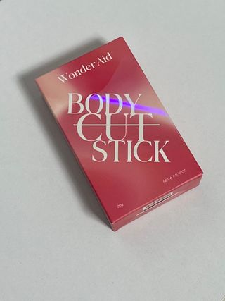프리[원더에이드] 바디컷 스틱 — 4점을 준 리뷰어가 2024년 11월 올린 사용 사진