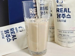 서비푸드 리얼 닭주스 오리지널 200g 1세트 10개입 — 5점을 준 리뷰어가 2022년 1월 올린 사용 사진