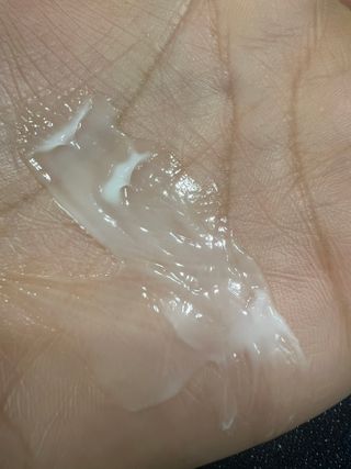 틱톡 [후르디아] 올리브영 아로마 비건 바디워시1종+바디로션1종 (그리너리) — 5점을 준 리뷰어가 2022년 12월 올린 사용 사진