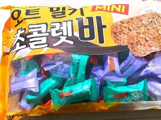 델리스 오트 밀키 초콜릿 바 — 5점을 준 리뷰어가 2022년 3월 올린 사용 사진