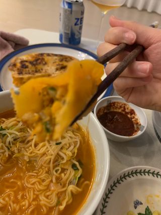 한만두 진한 해물맛 짬뽕만두 1kg — 5점을 준 리뷰어가 2021년 4월 올린 사용 사진